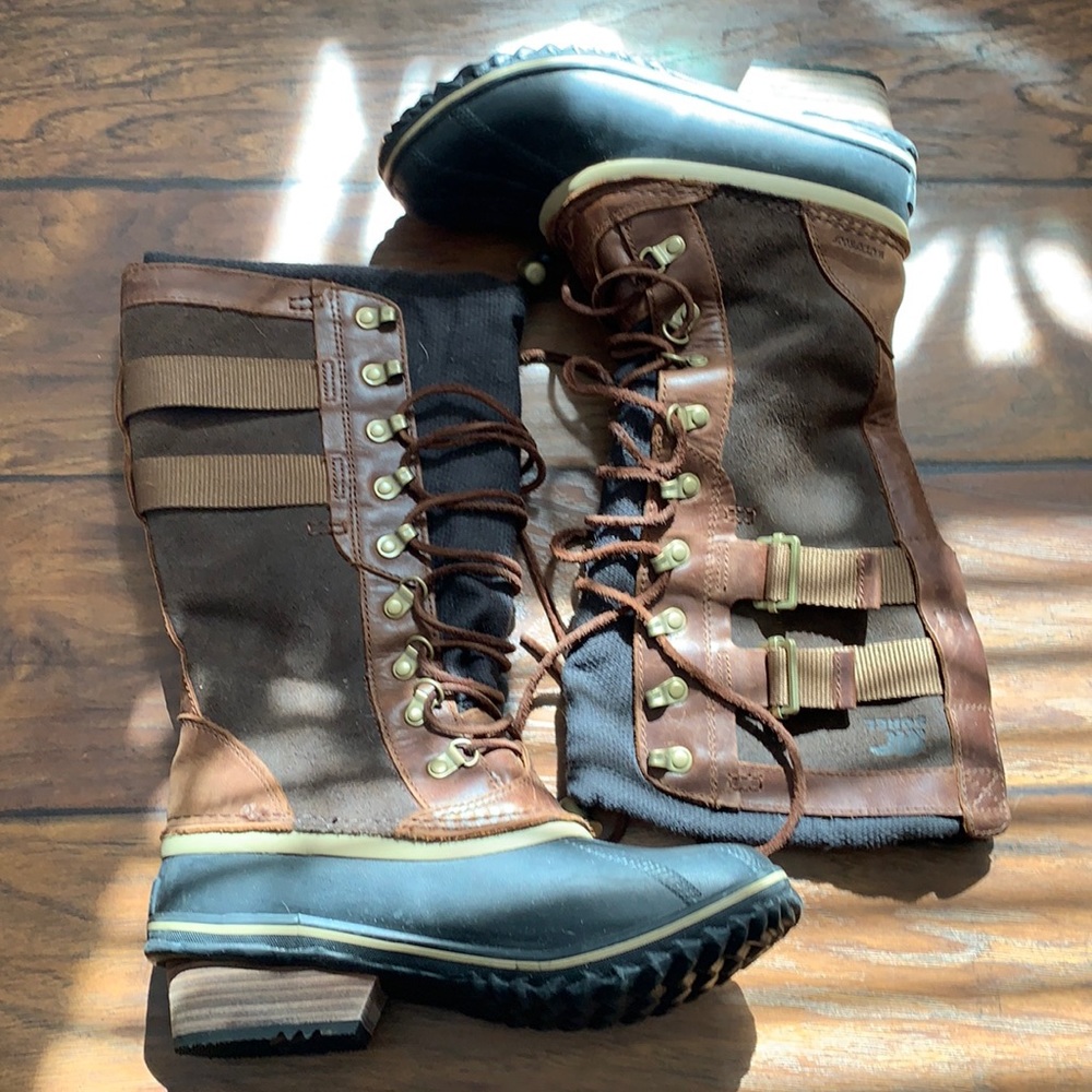 Sorel waterproof snow boots